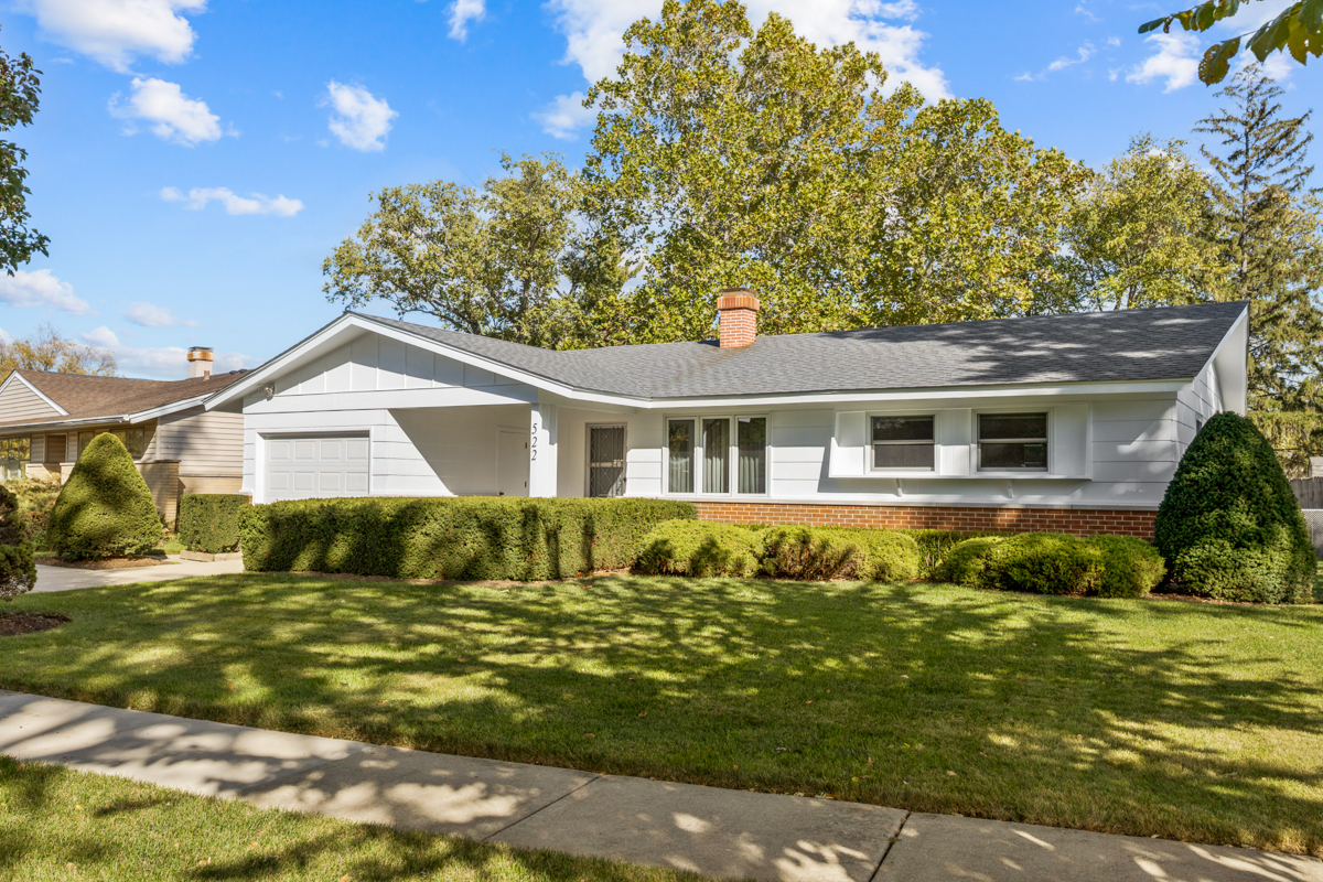 522 Edgewood Lane, Elk Grove Village, IL 60007