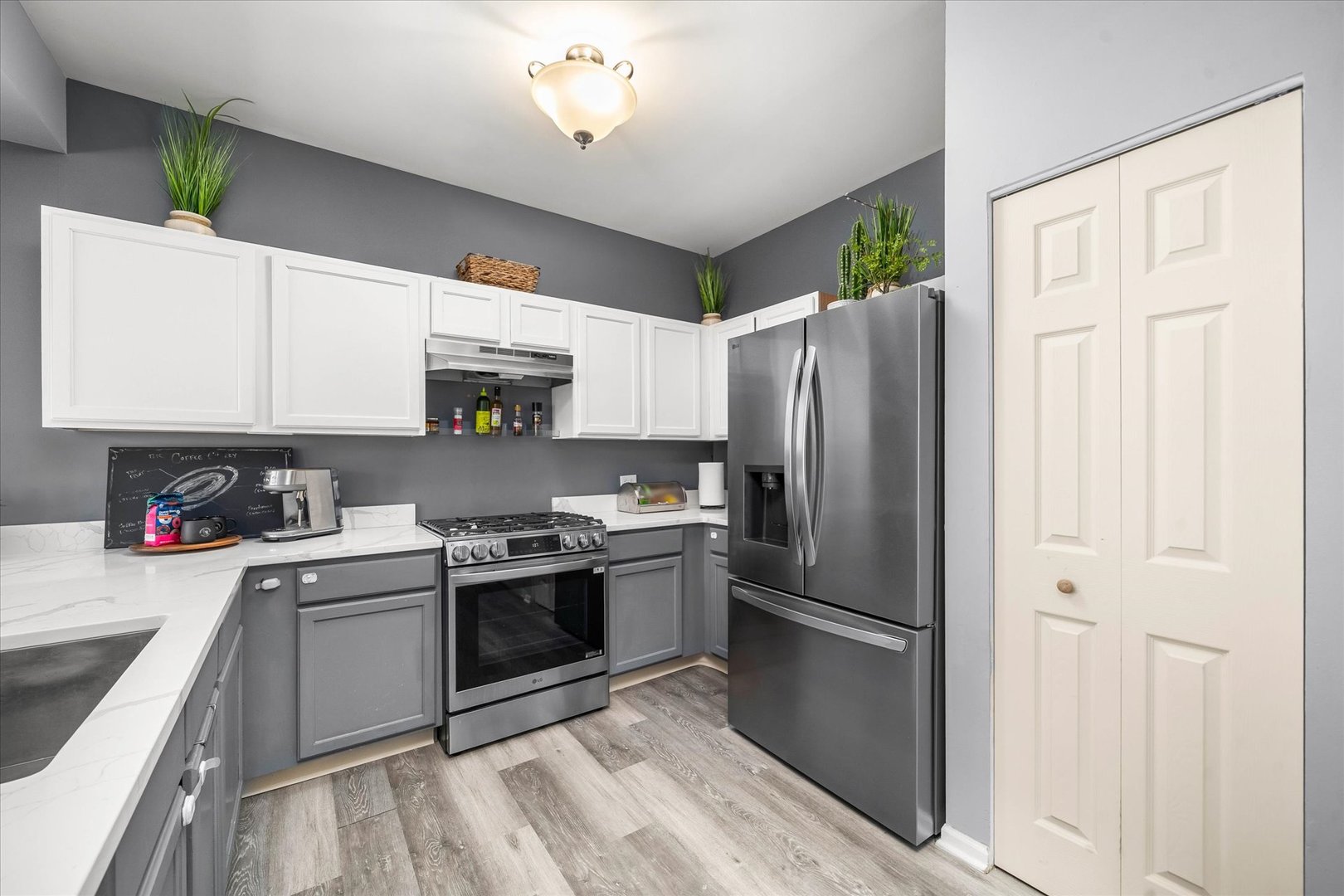 2077 Union Mill Drive, Aurora, IL 60503