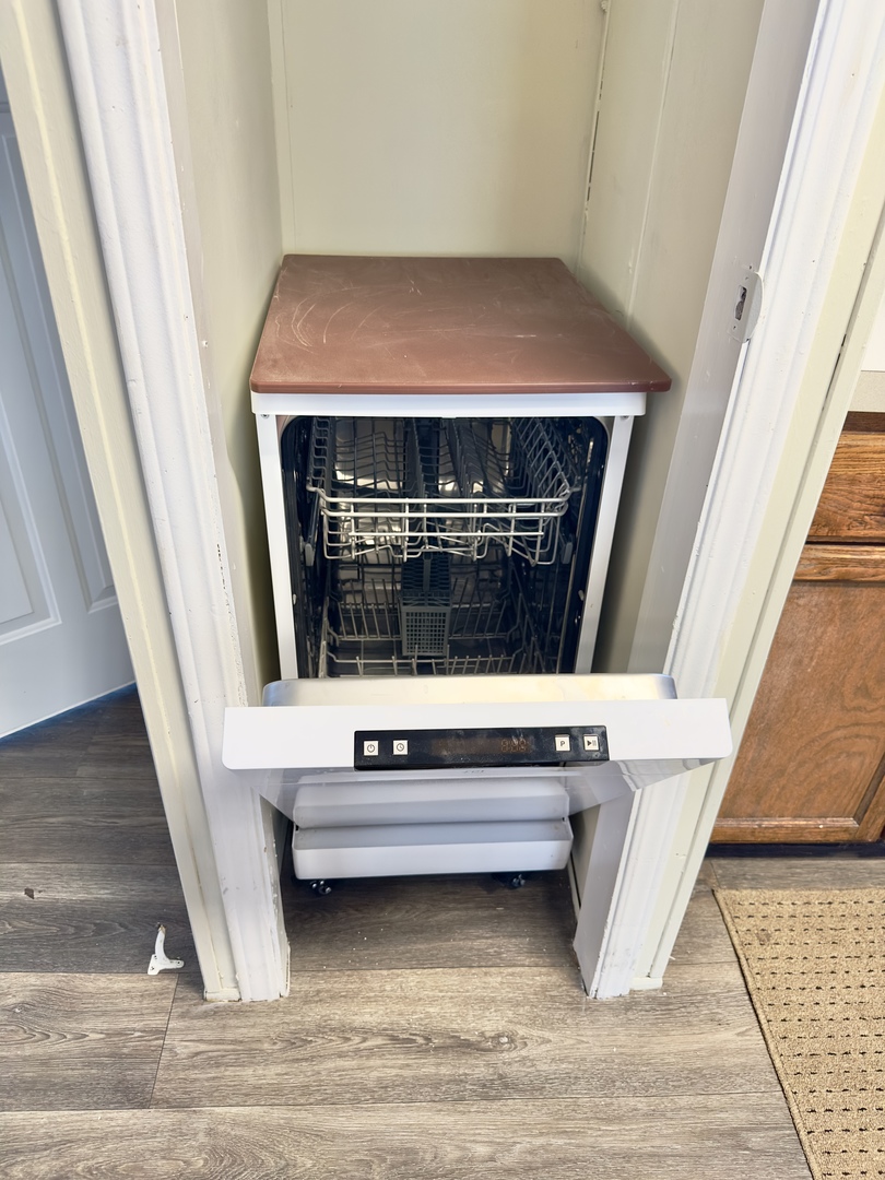 27W370 Geneva Road #68, West Chicago, IL 60185