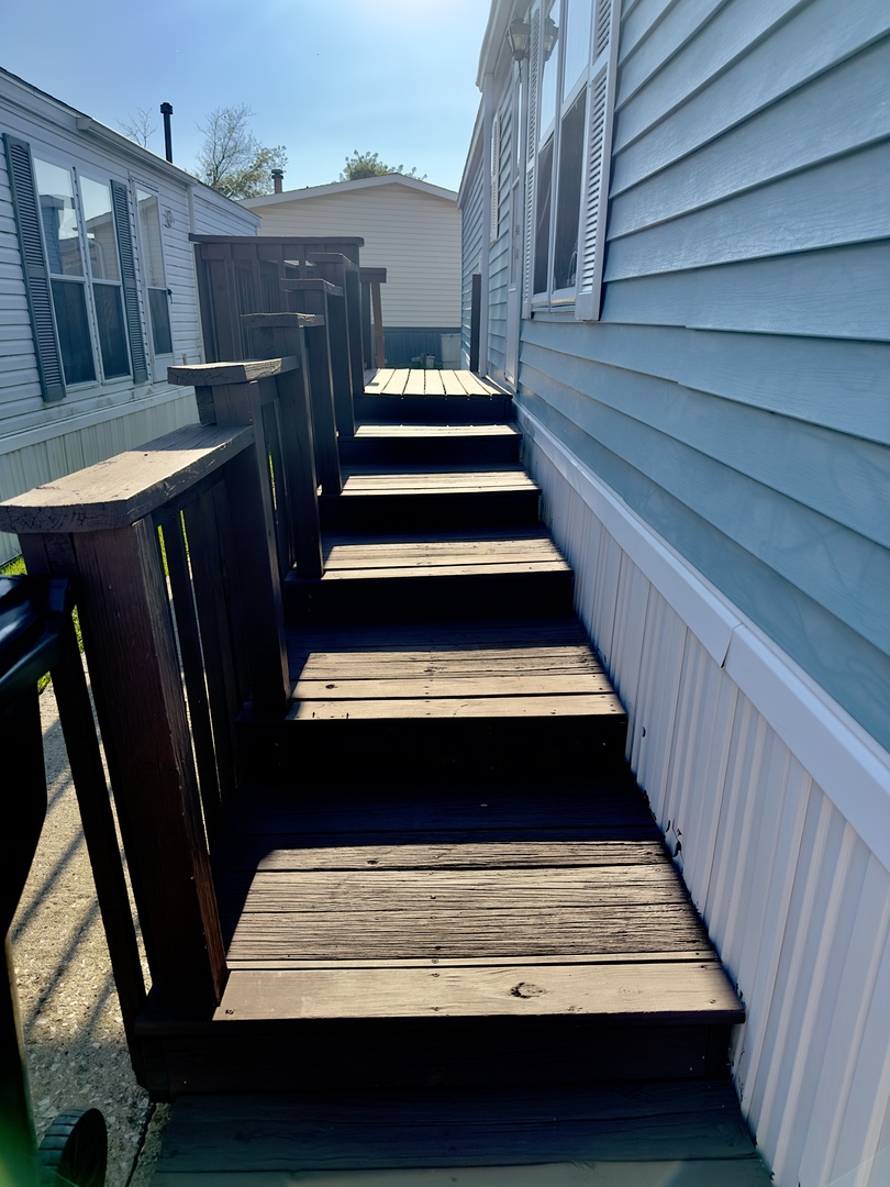 27W370 Geneva Road #68, West Chicago, IL 60185