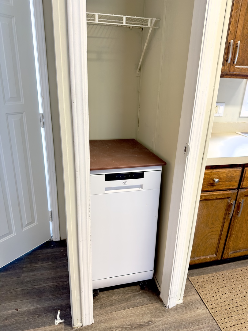 27W370 Geneva Road #68, West Chicago, IL 60185