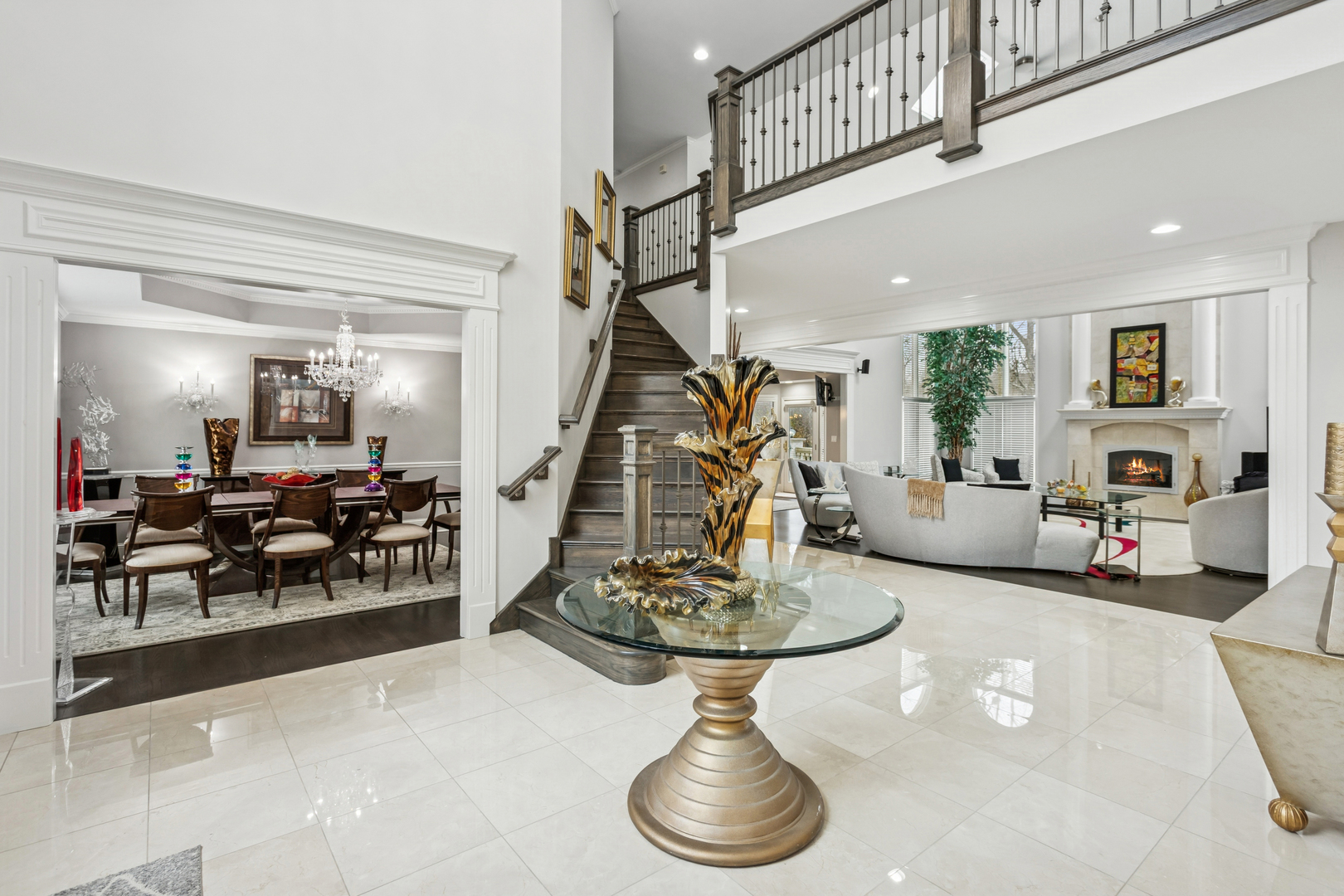 9200 Falling Waters Drive, Burr Ridge, IL 60527