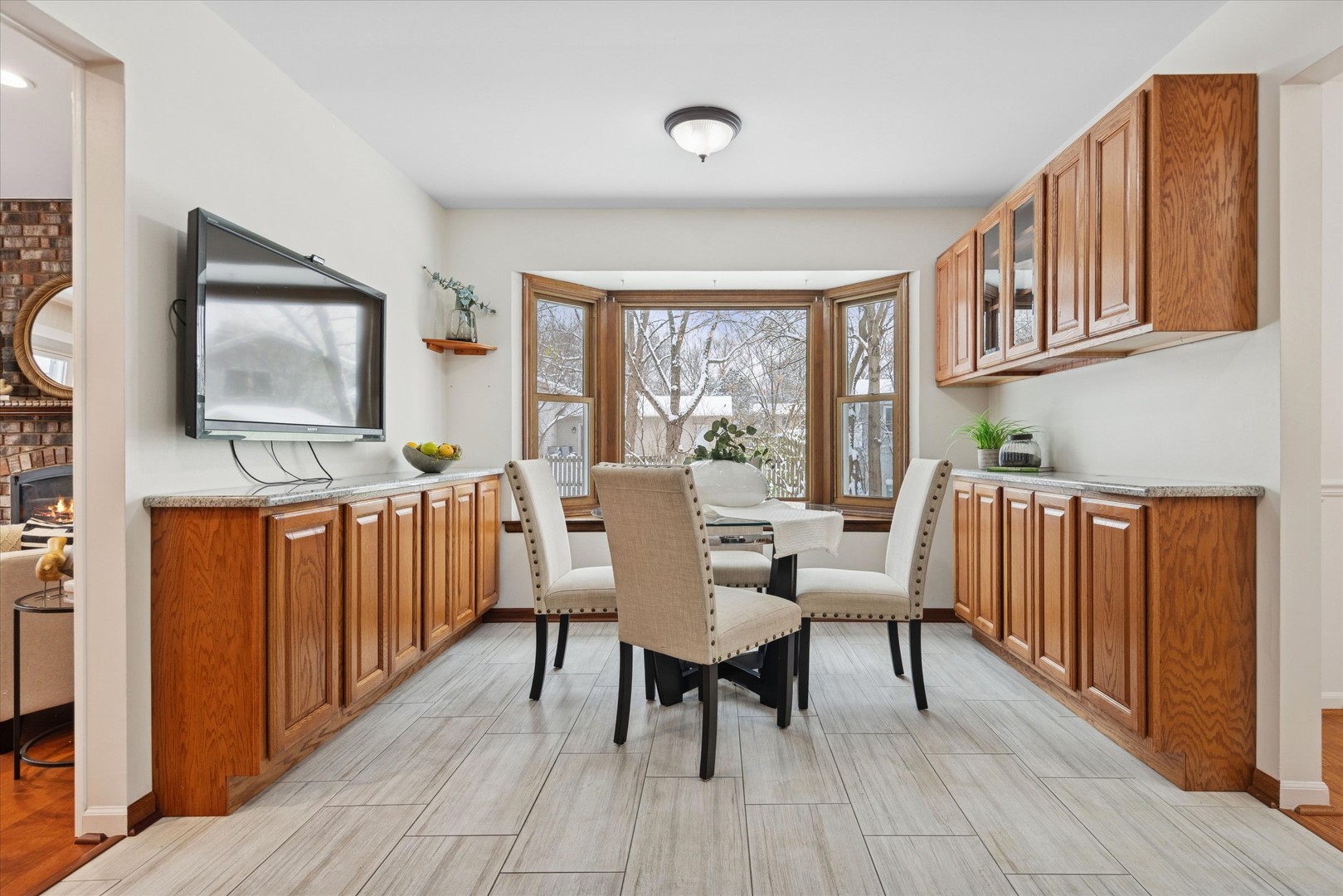 312 Leeds Court, Naperville, IL 60565