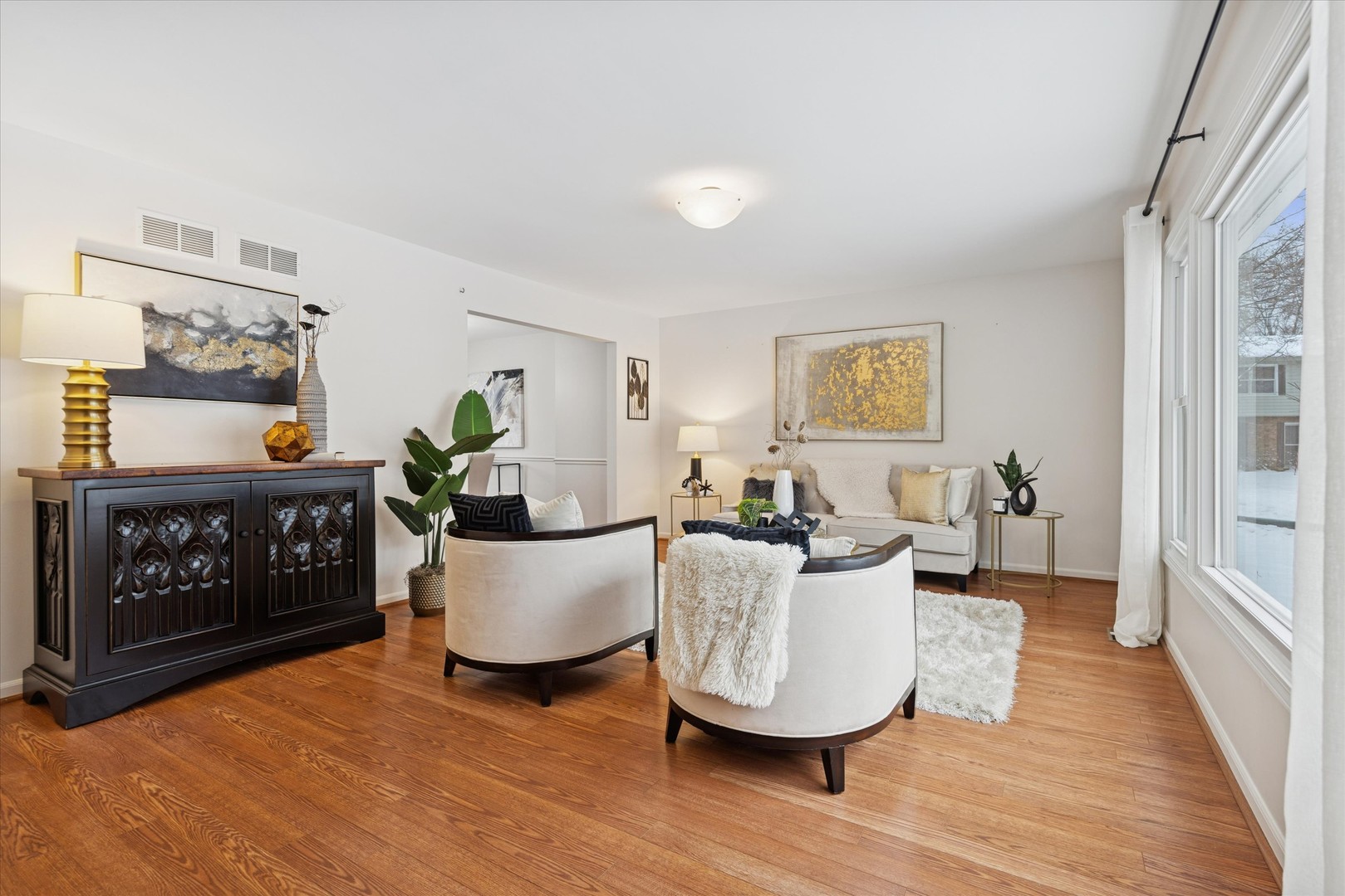 312 Leeds Court, Naperville, IL 60565