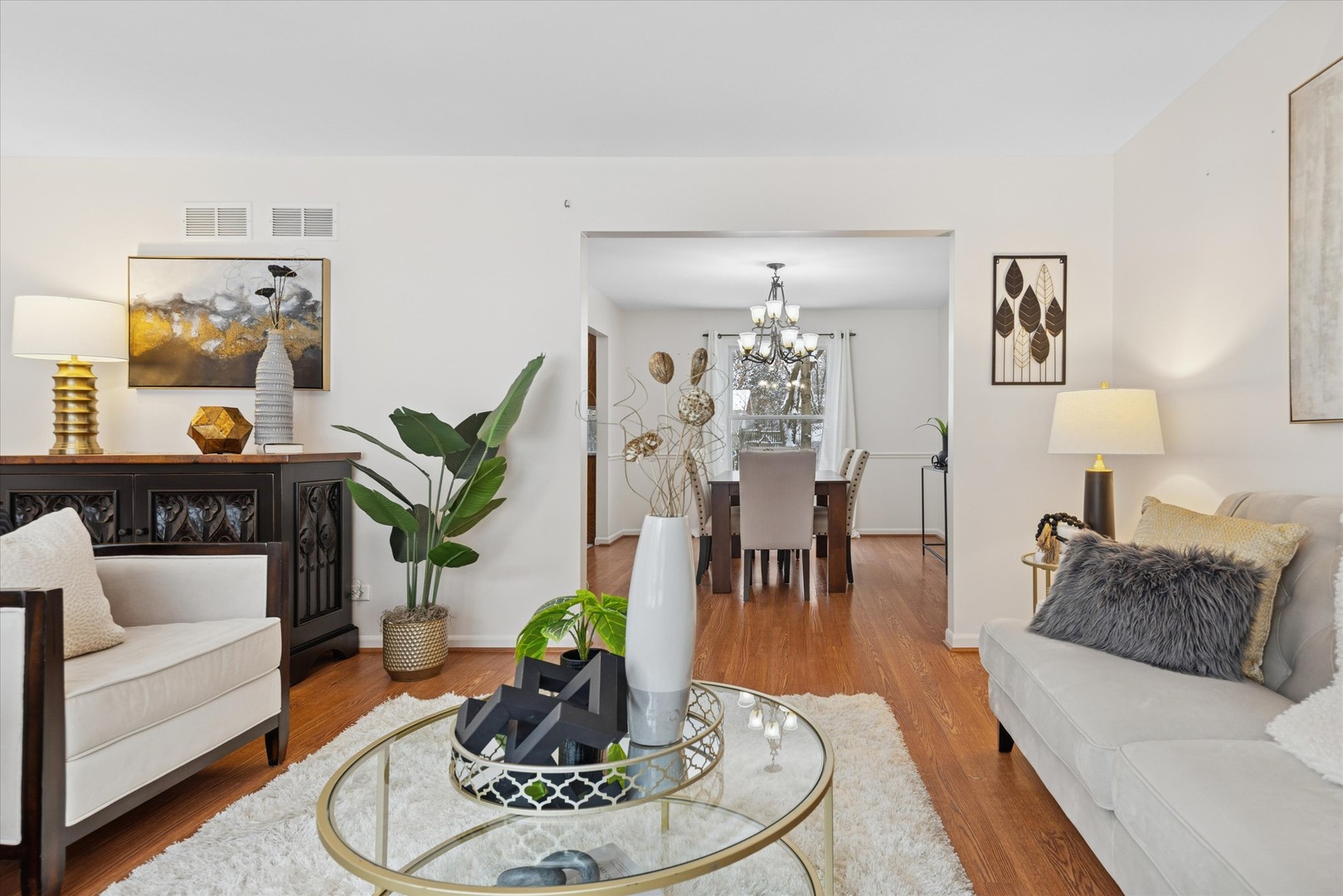 312 Leeds Court, Naperville, IL 60565