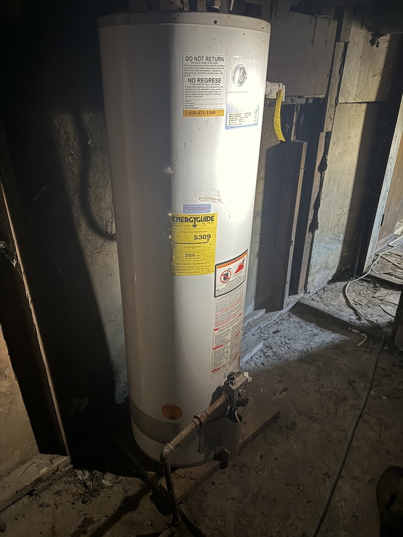 1445 Lexington Avenue, Ford Heights, IL 60411