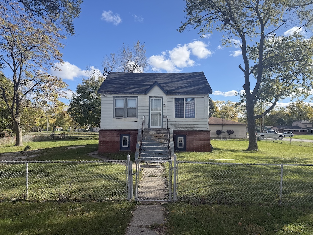 1445 Lexington Avenue, Ford Heights, IL 60411