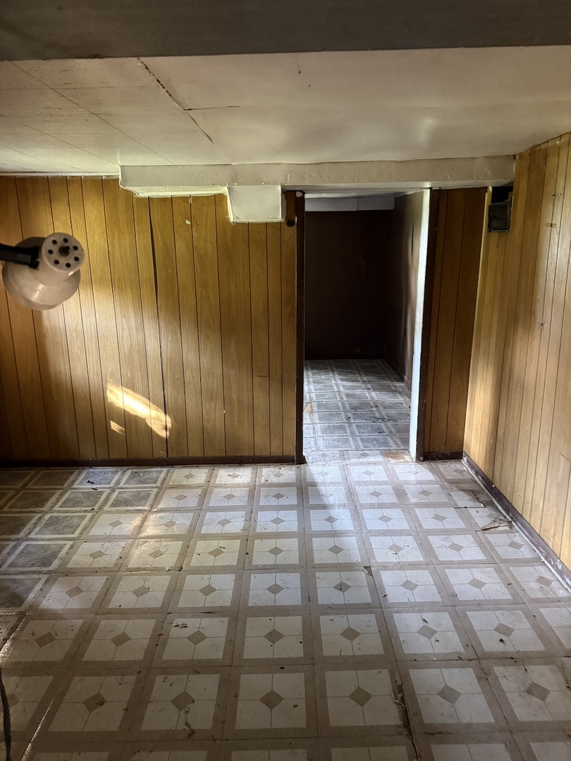 1445 Lexington Avenue, Ford Heights, IL 60411