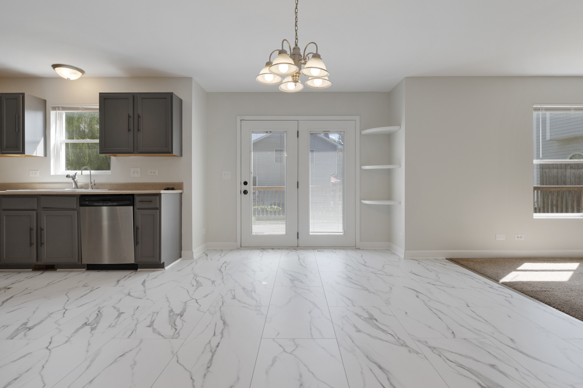 399 Fulton Street, South Elgin, IL 60177