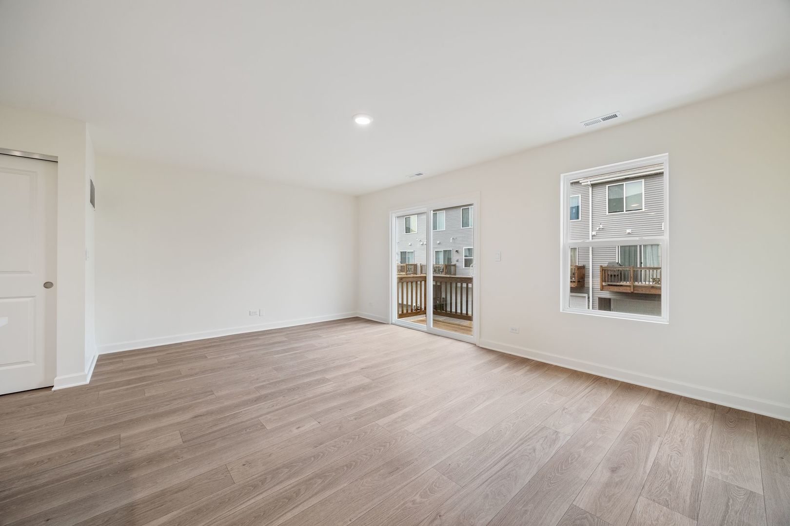 2463 Bella Drive, Pingree Grove, IL 60140