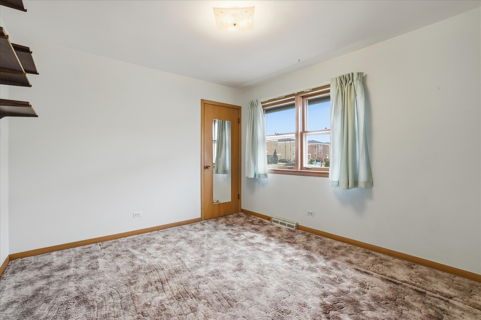 1542 Homestead Road, La Grange Park, IL 60526