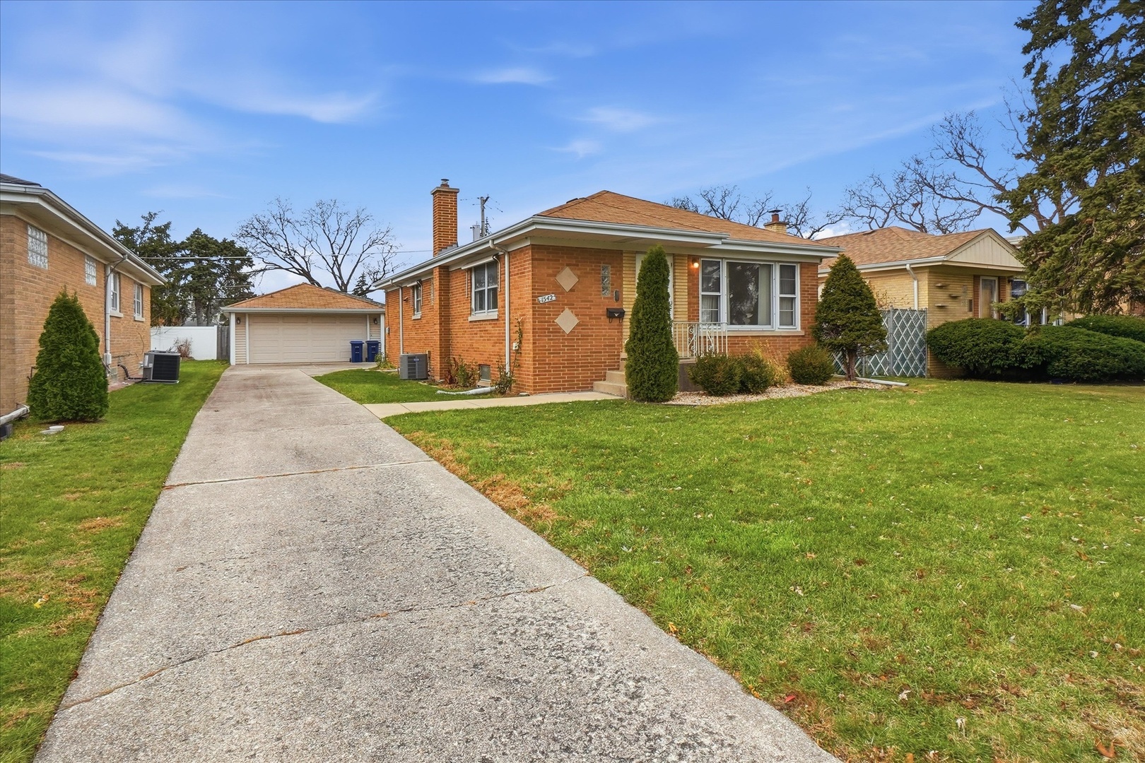 1542 Homestead Road, La Grange Park, IL 60526