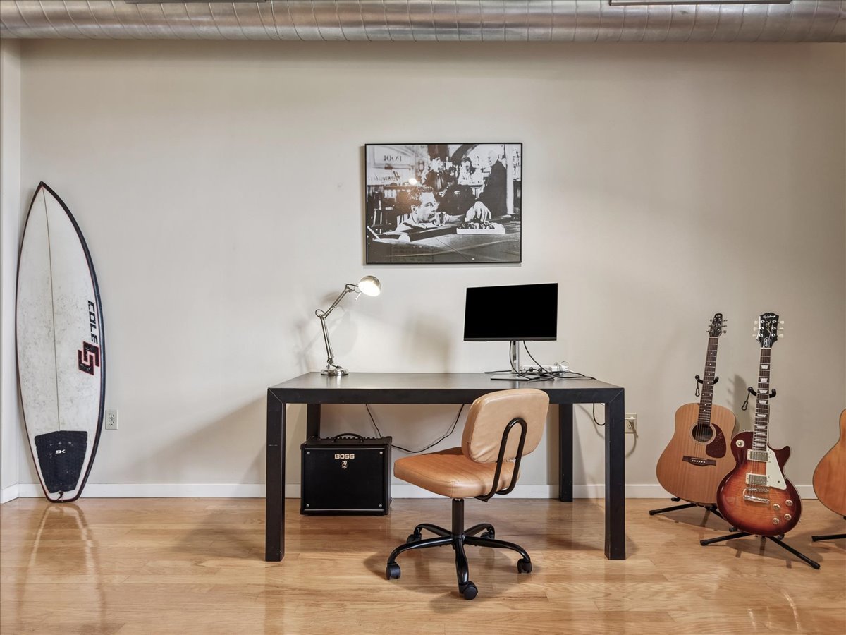 234 E Reservoir Avenue #212, Milwaukee, WI 53212