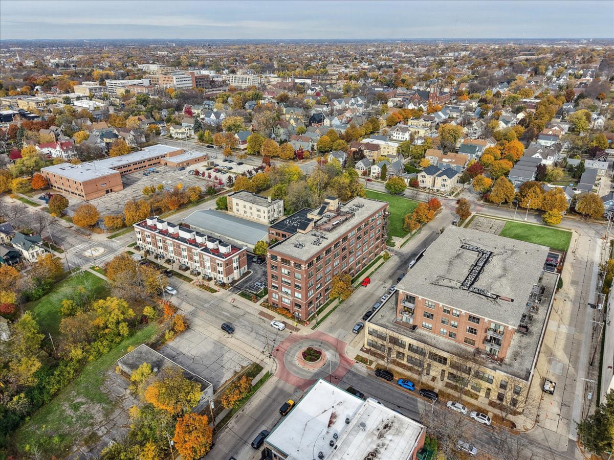 234 E Reservoir Avenue #212, Milwaukee, WI 53212