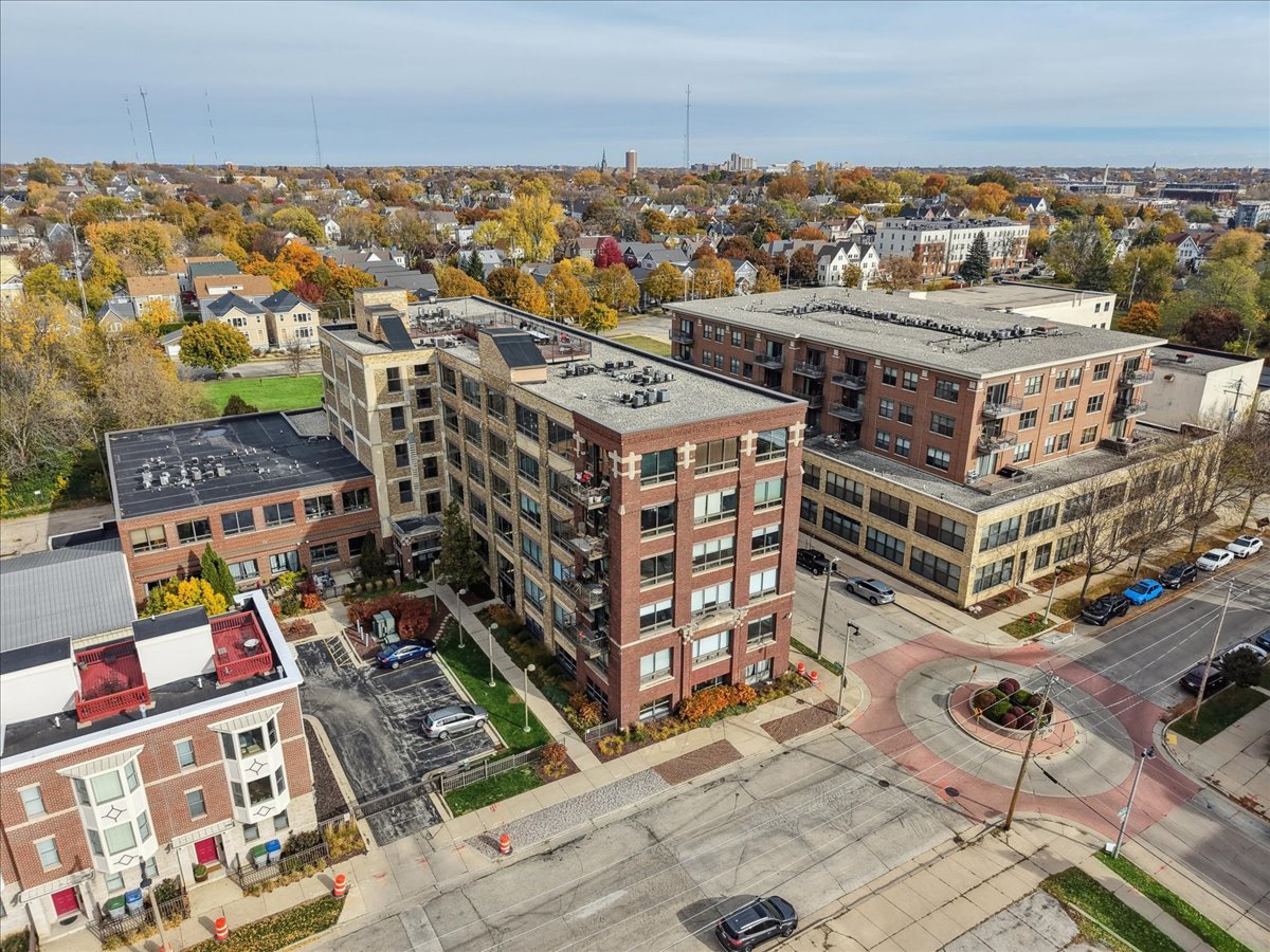 234 E Reservoir Avenue #212, Milwaukee, WI 53212