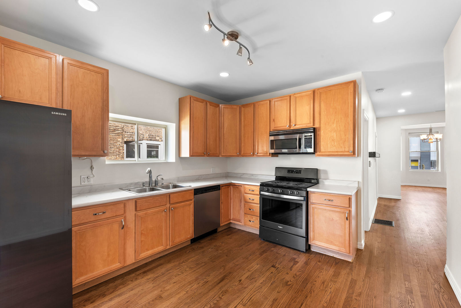 2630 N Hamlin Avenue #1, Chicago, IL 60647