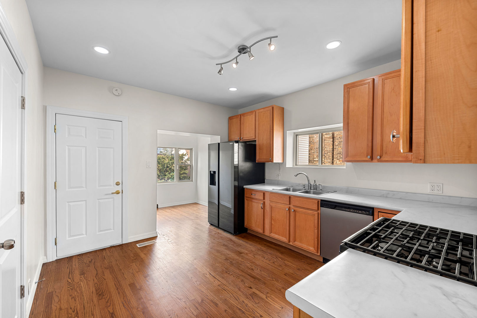 2630 N Hamlin Avenue #1, Chicago, IL 60647