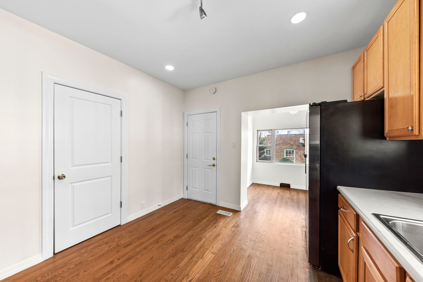 2630 N Hamlin Avenue #1, Chicago, IL 60647