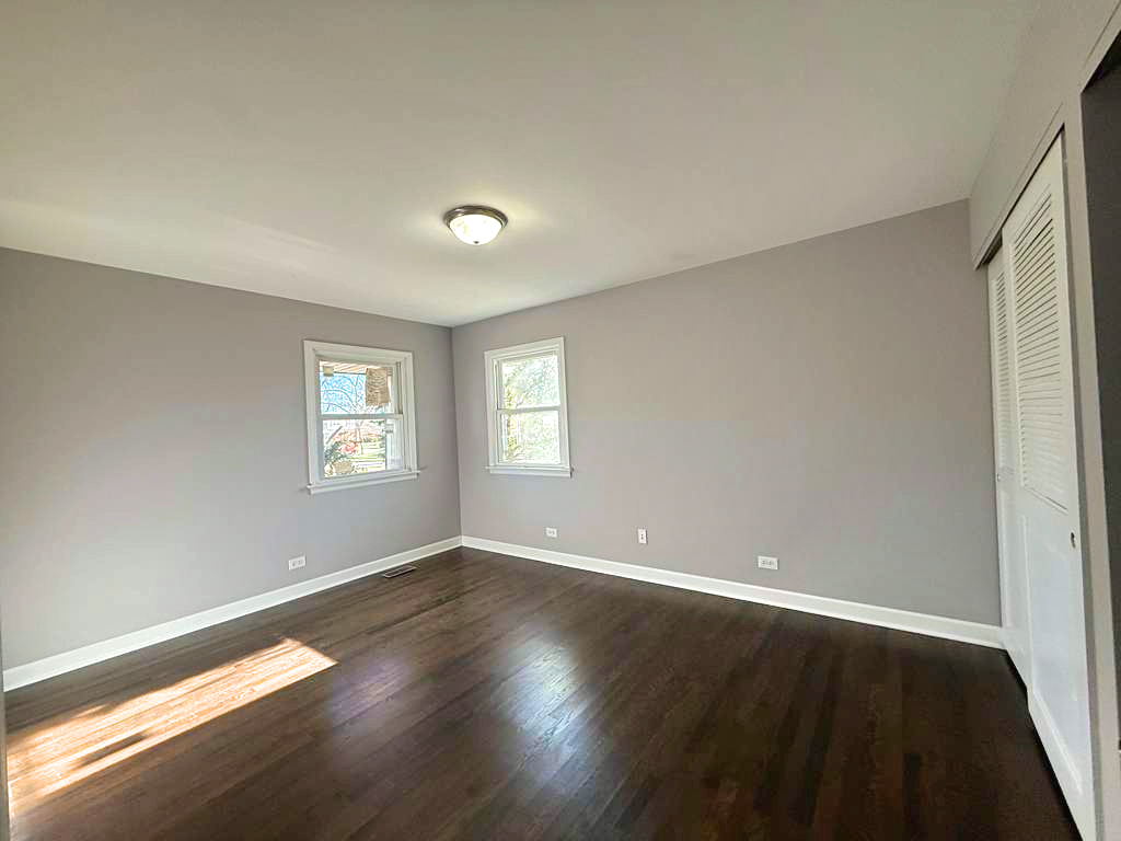 1704 S Highland Avenue, Arlington Heights, IL 60005