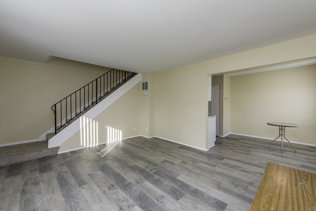 2634 Woodview Court, Waukegan, IL 60087