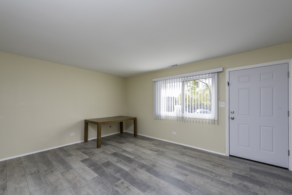 2634 Woodview Court, Waukegan, IL 60087