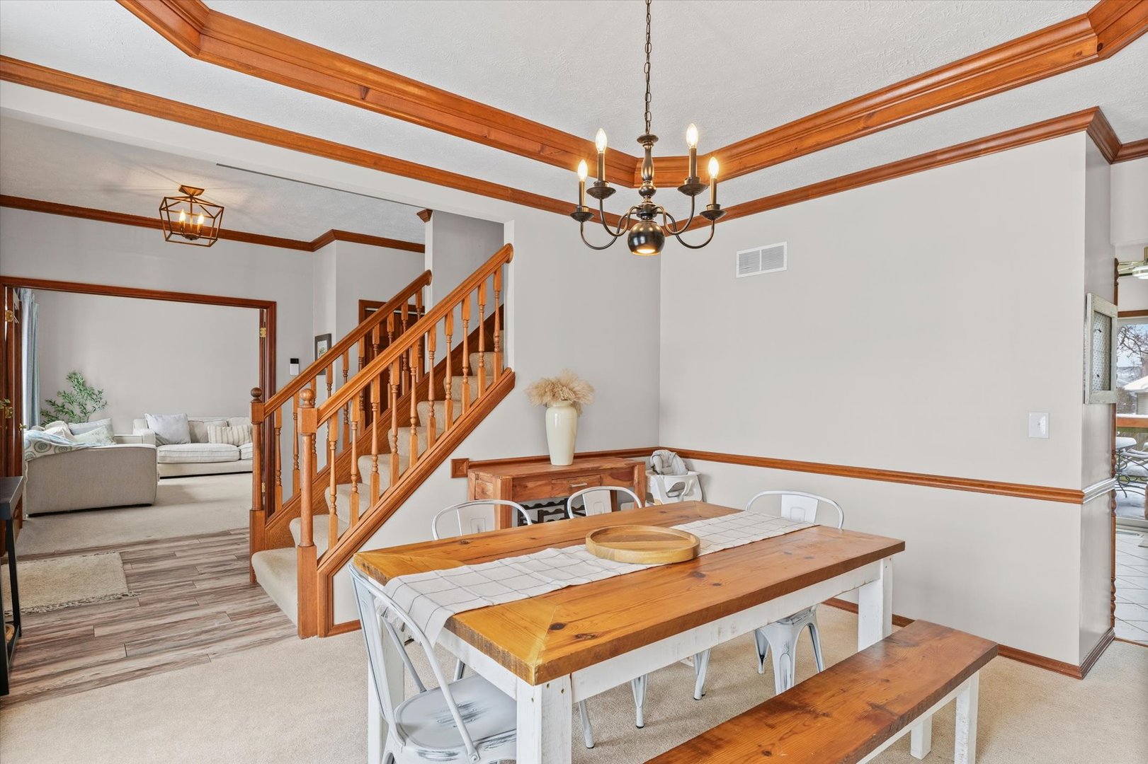 3 Earls Court, Bloomington, IL 61704