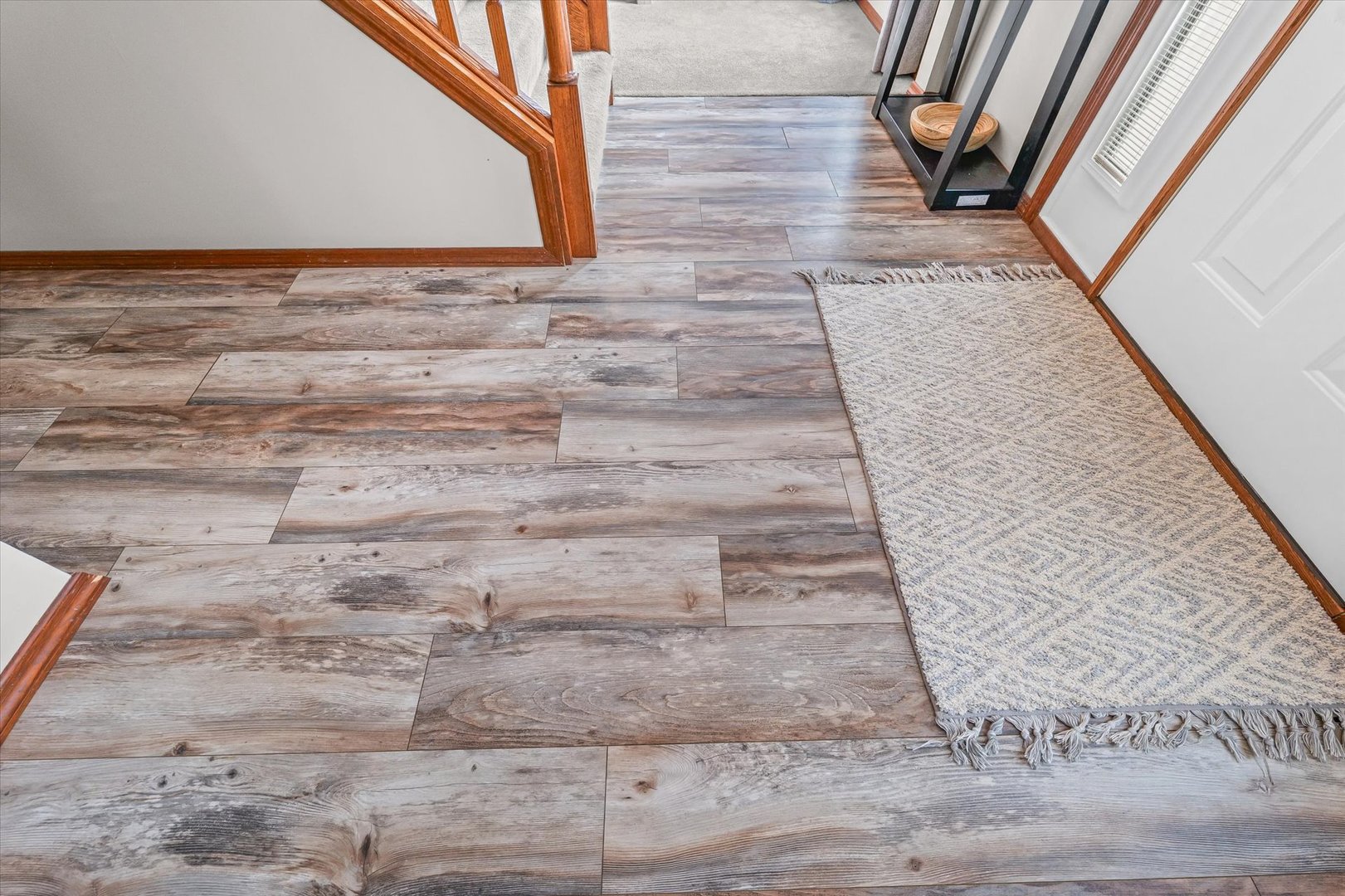 3 Earls Court, Bloomington, IL 61704