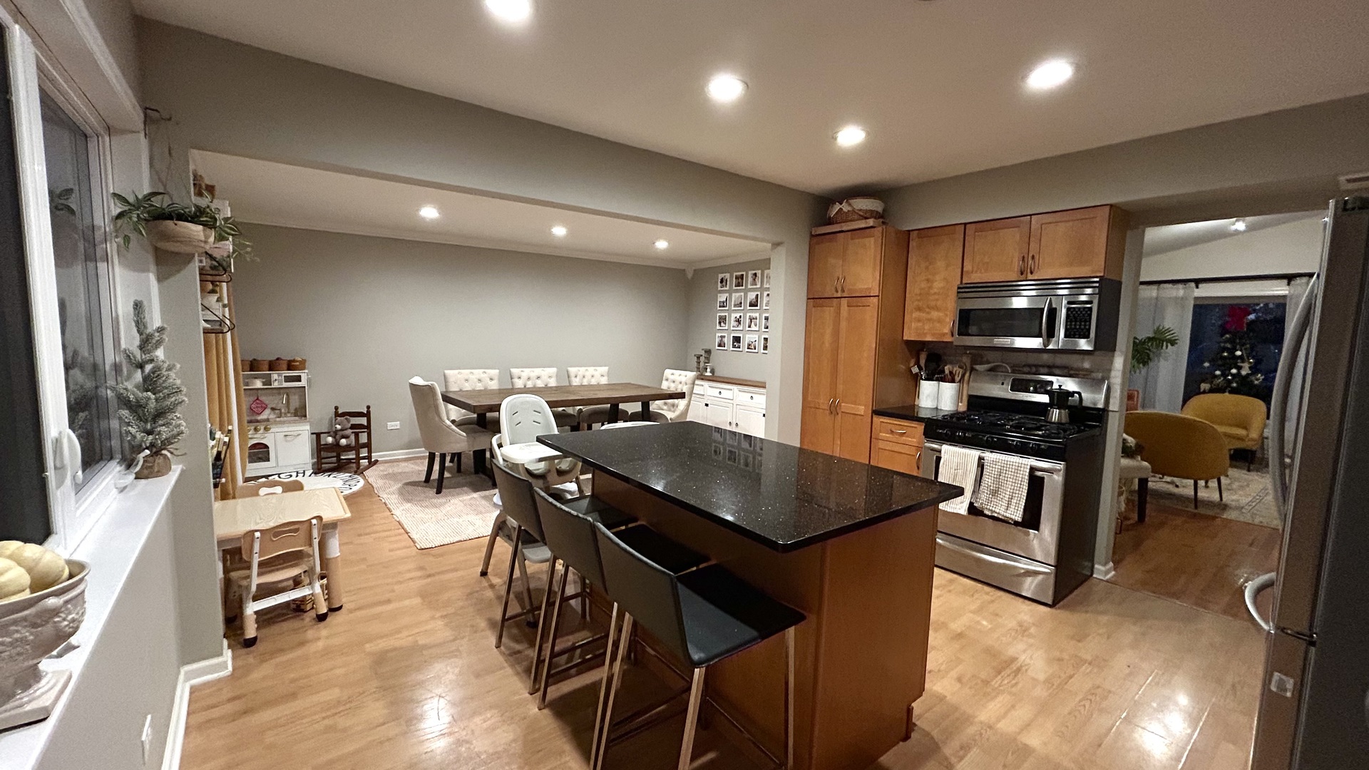 42 W Taylor Road, Lombard, IL 60148