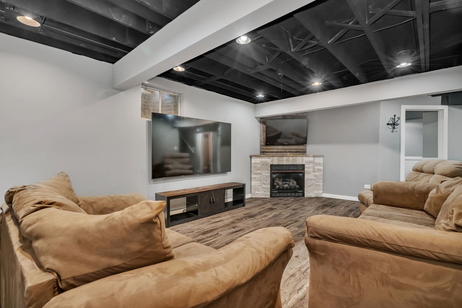 1605 Heritage Pointe Court, Plainfield, IL 60586