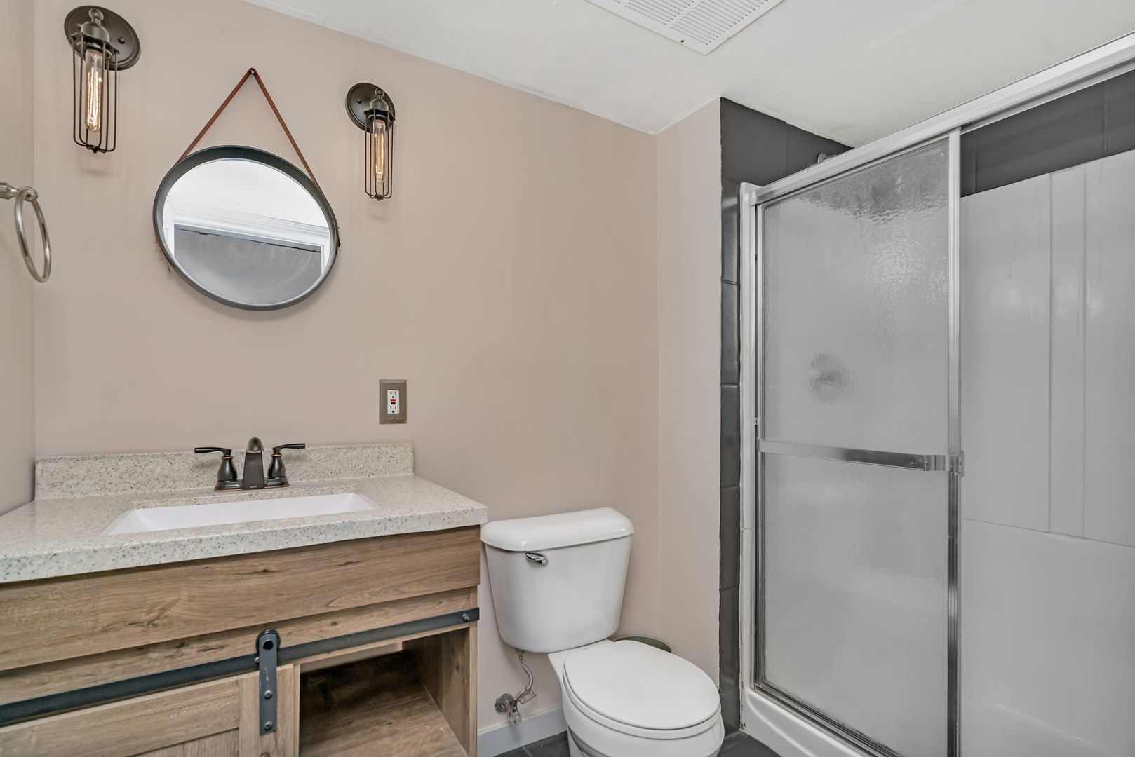 1605 Heritage Pointe Court, Plainfield, IL 60586