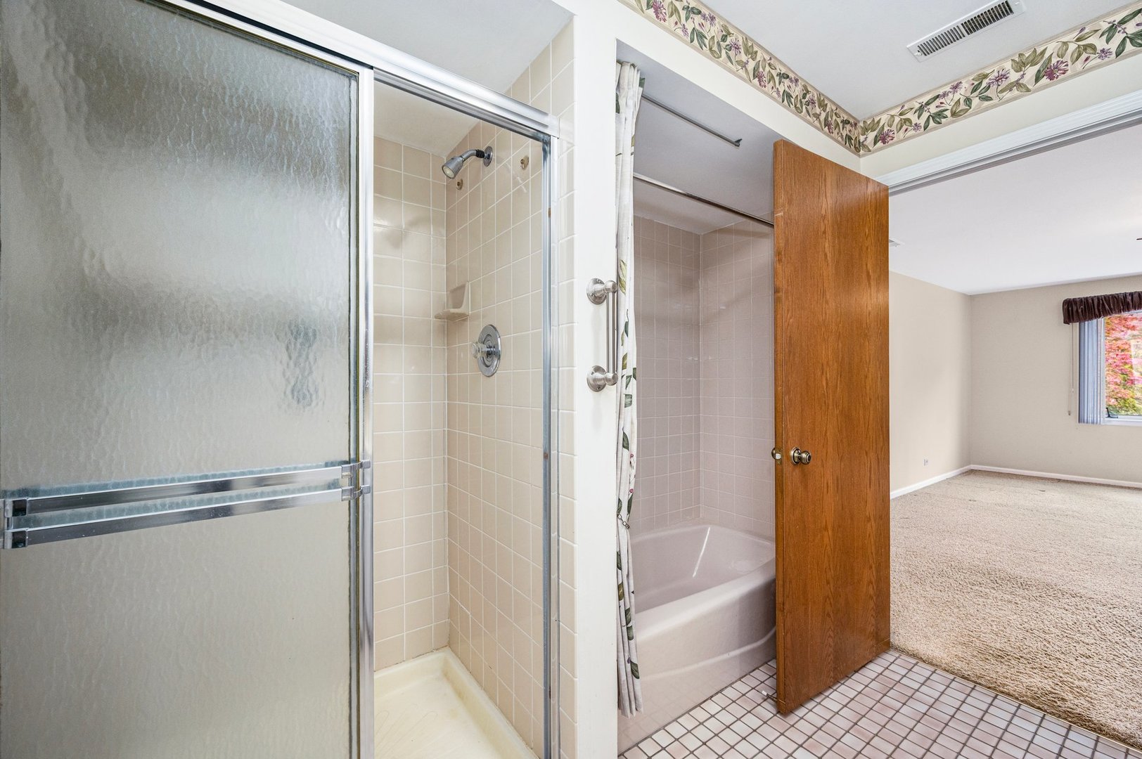 127 Acacia Circle #304, Indian Head Park, IL 60525