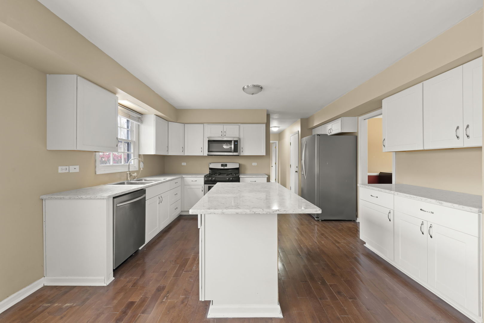 1315 JANE Avenue, Naperville, IL 60540