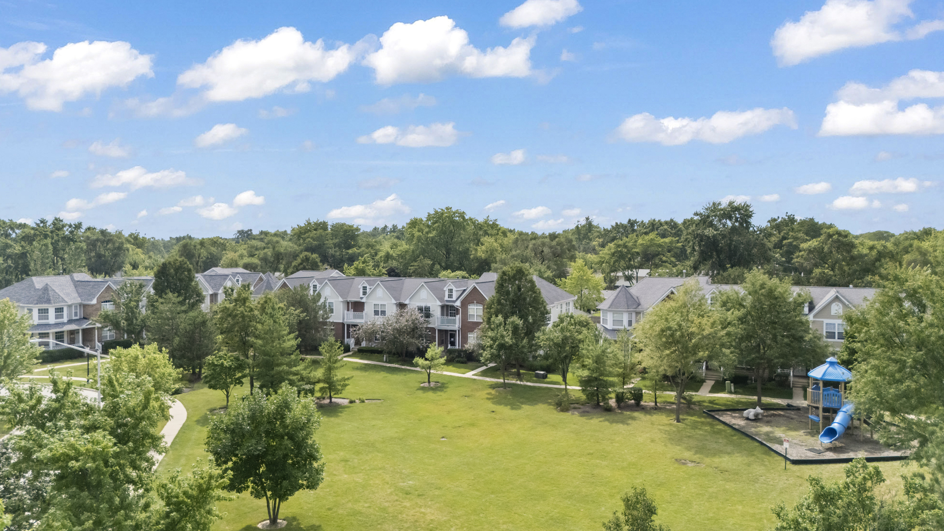 1882 Keystone Place #1882, Schaumburg, IL 60193