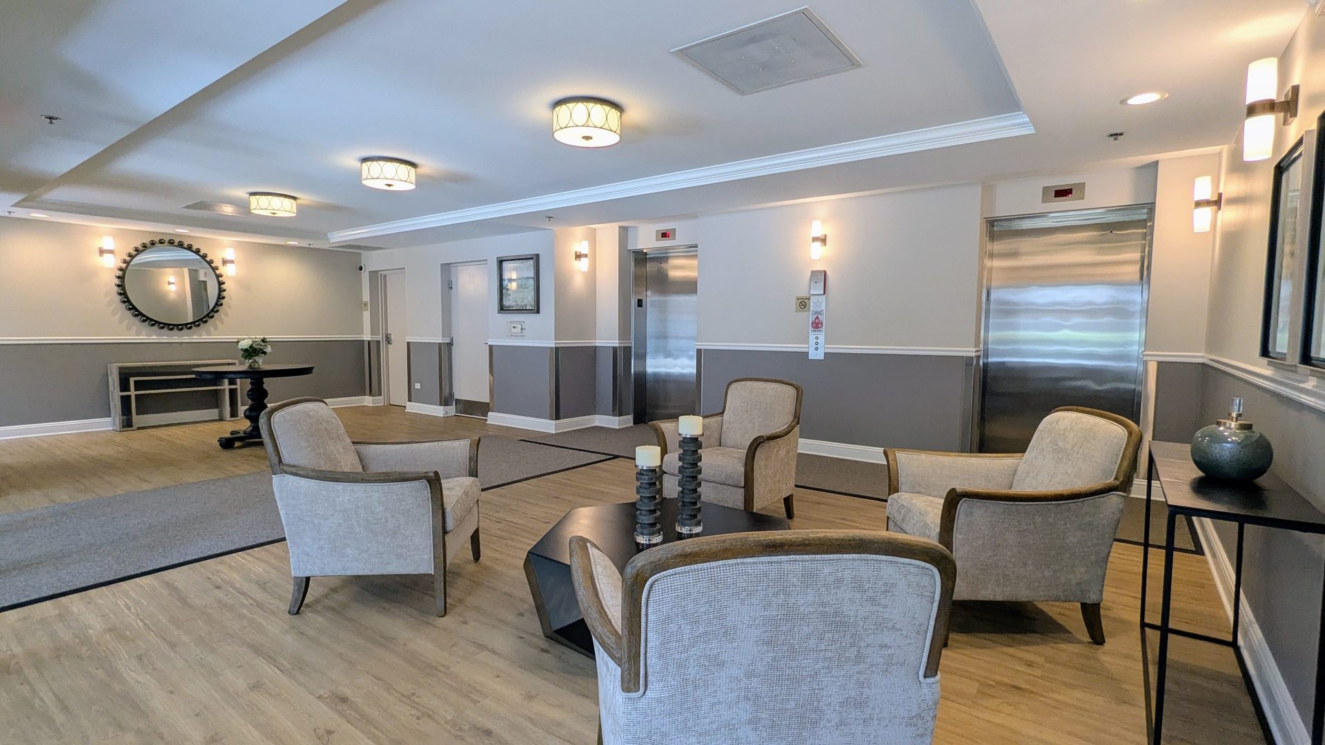 440 W Mahogany Court #604, Palatine, IL 60067