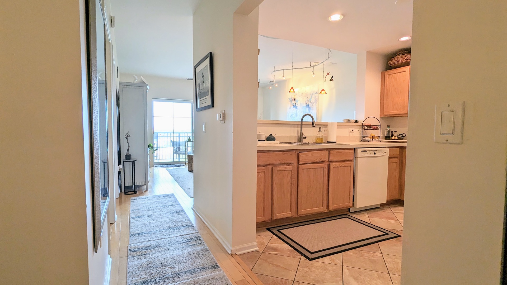 440 W Mahogany Court #604, Palatine, IL 60067