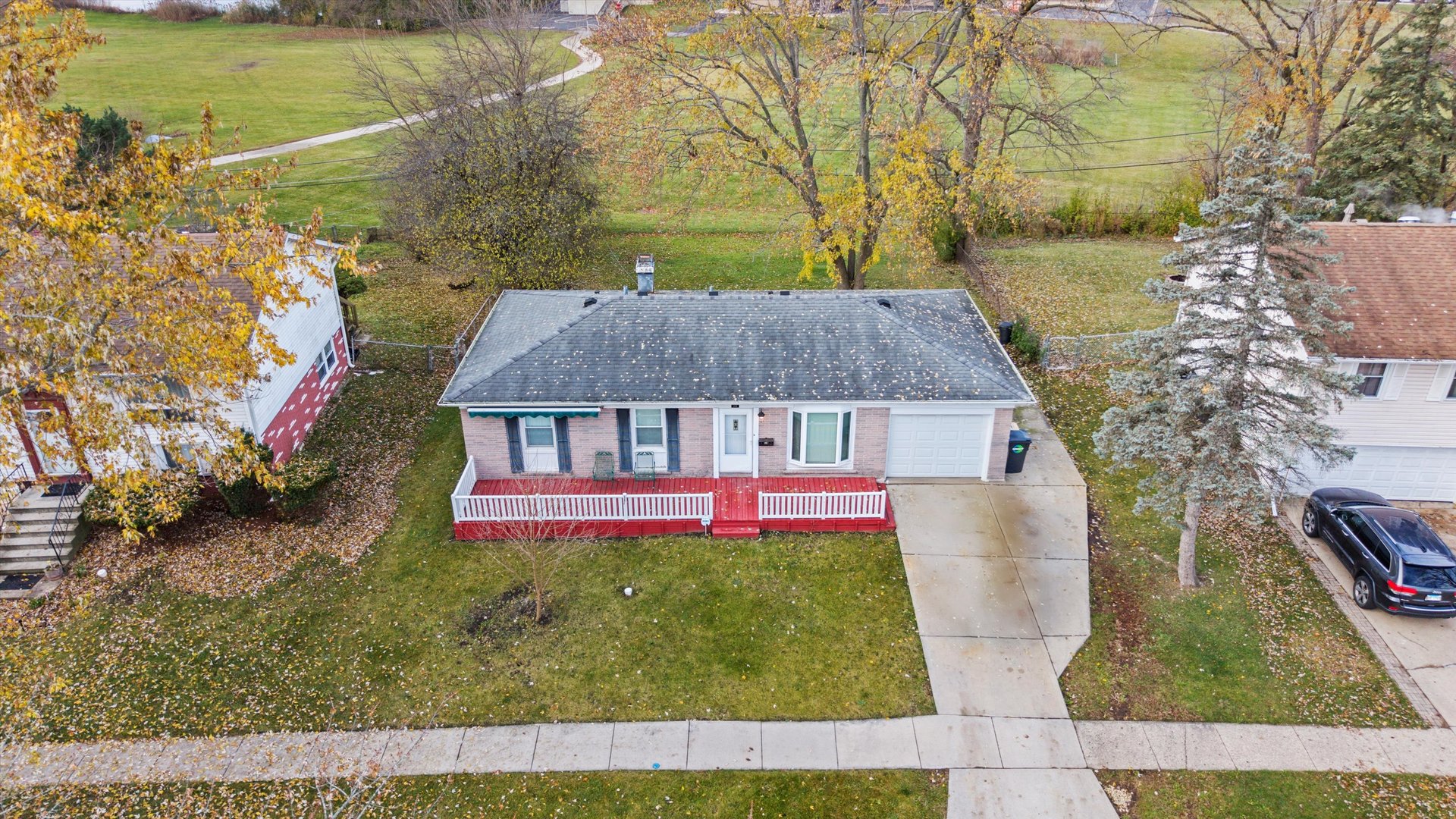 228 Kosan Circle, Streamwood, IL 60107