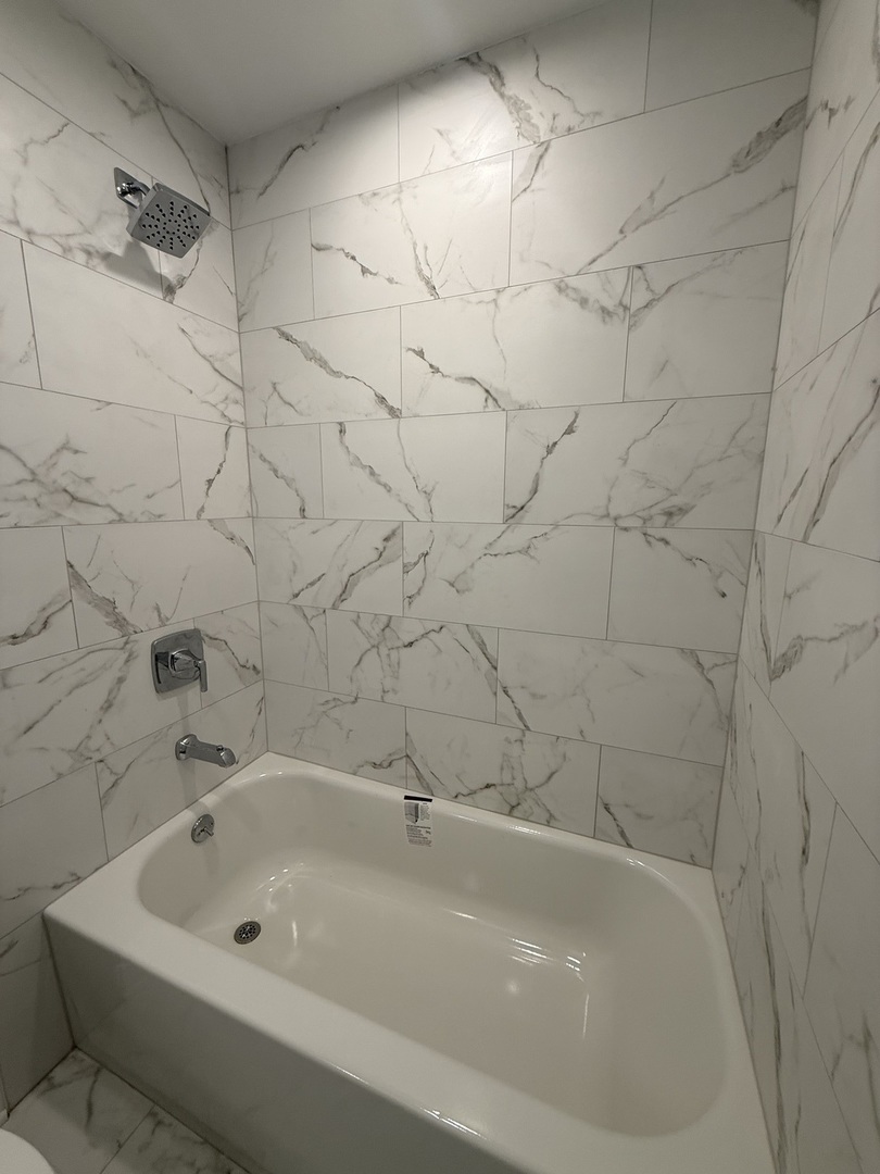 1173 S Forums Court #1D, Wheeling, IL 60090