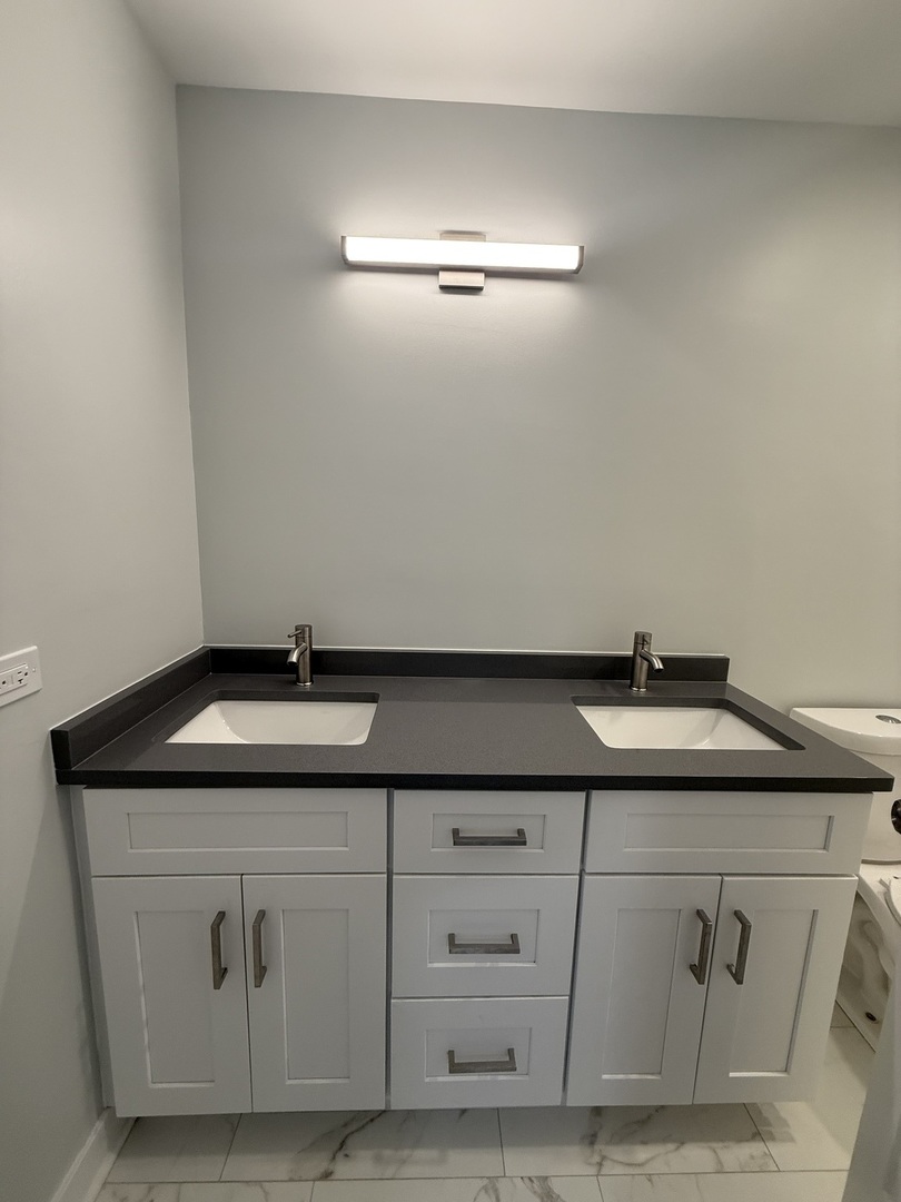 1173 S Forums Court #1D, Wheeling, IL 60090