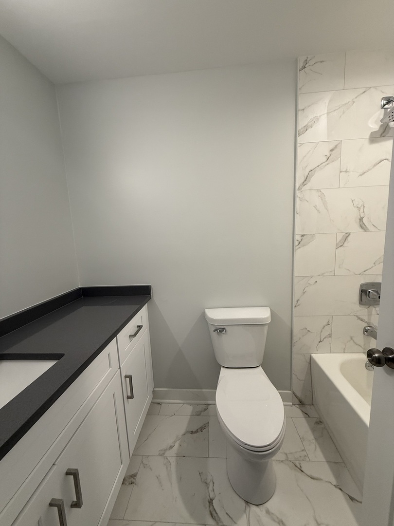 1173 S Forums Court #1D, Wheeling, IL 60090