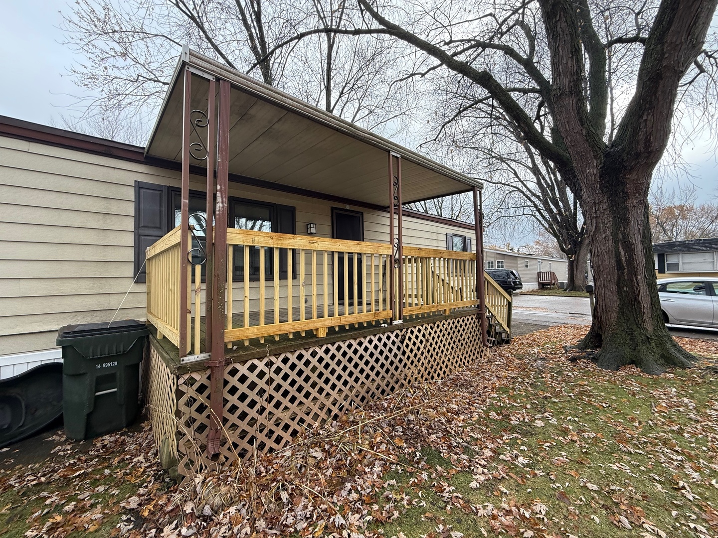 3910 Ingleside Place, Park City, IL 60085