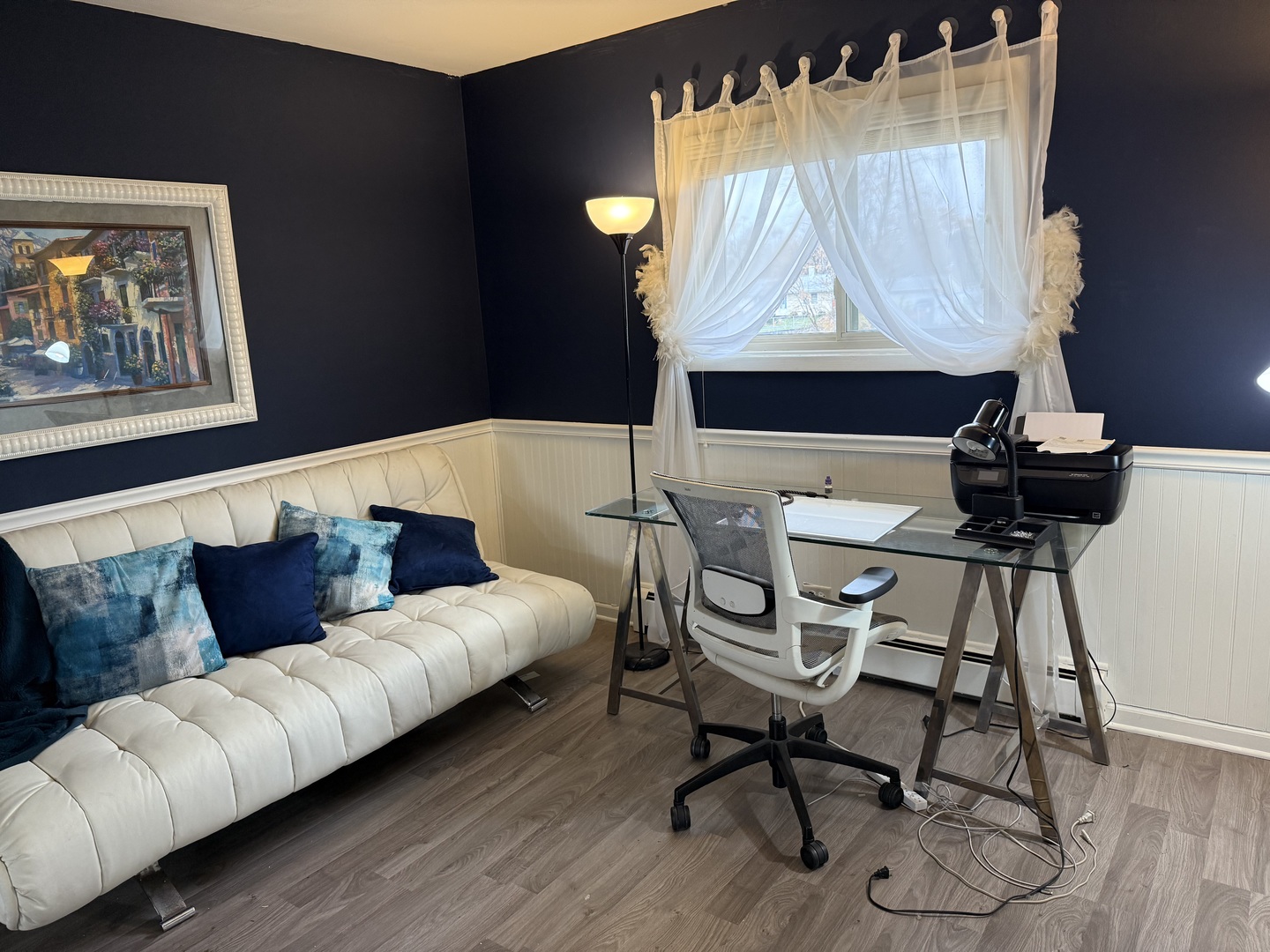 5725 Holmes Avenue #15, Clarendon Hills, IL 60514