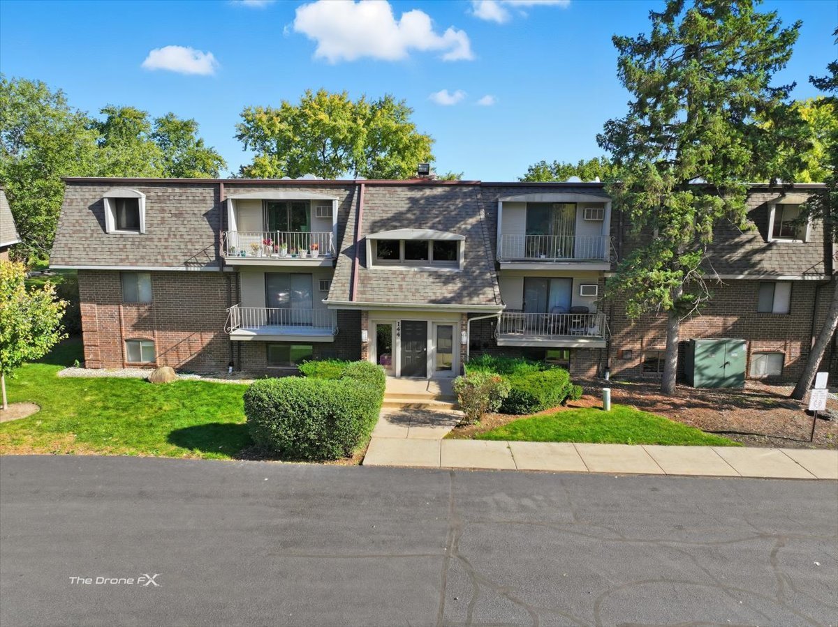 144 E Bailey Road #L, Naperville, IL 60565