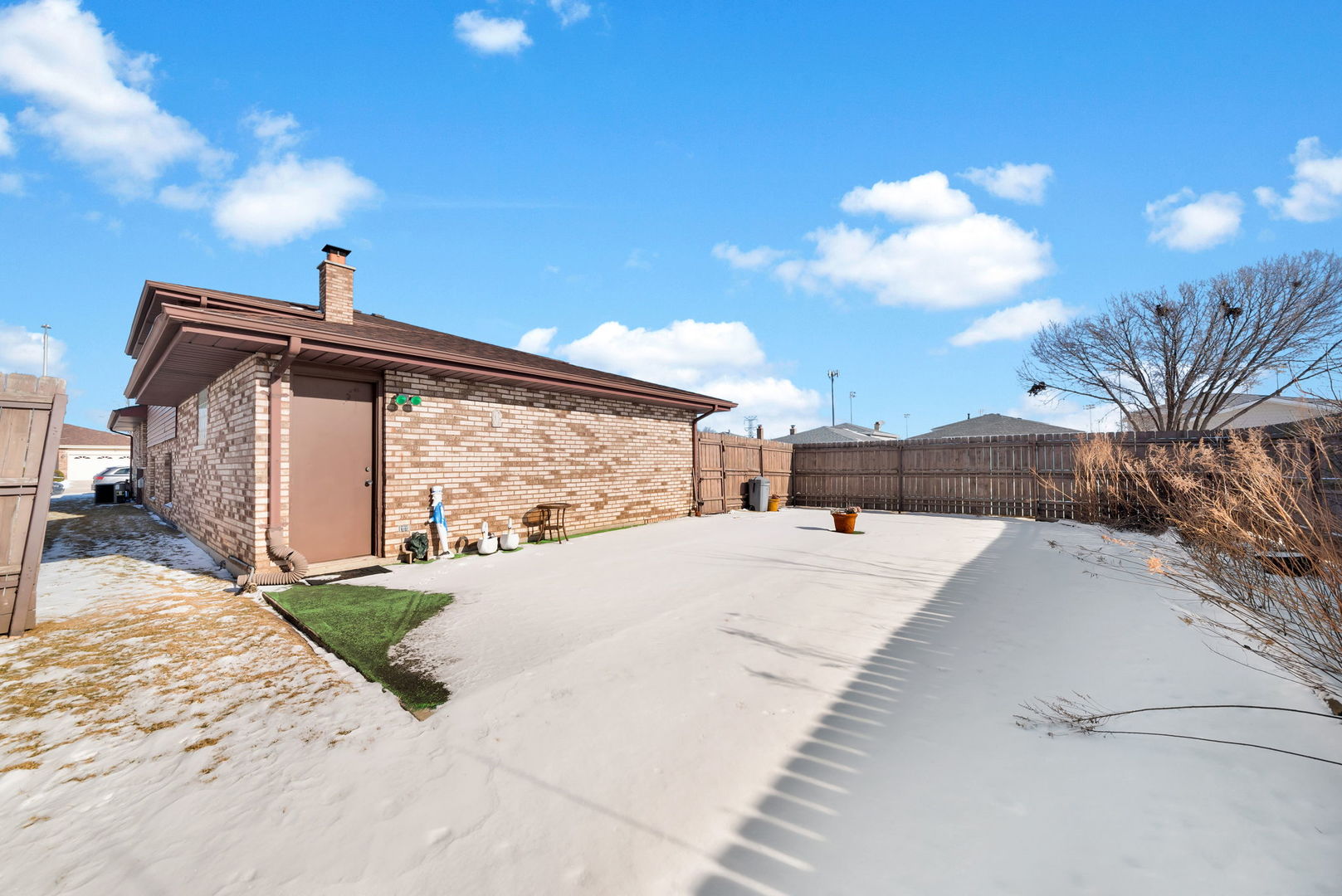 5841 W 75th Place, Burbank, IL 60459