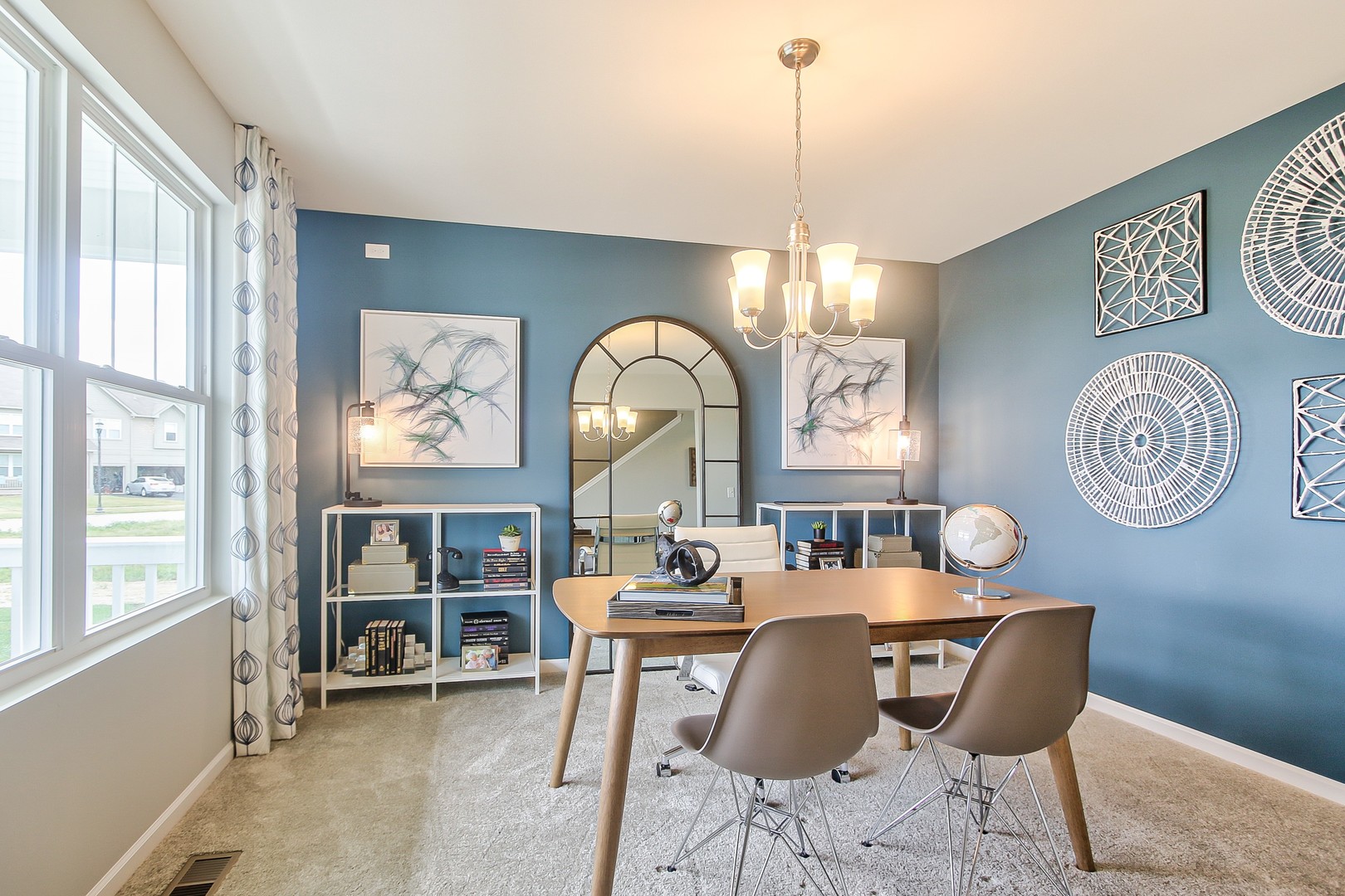 1646 Patterson Avenue, North Aurora, IL 60542