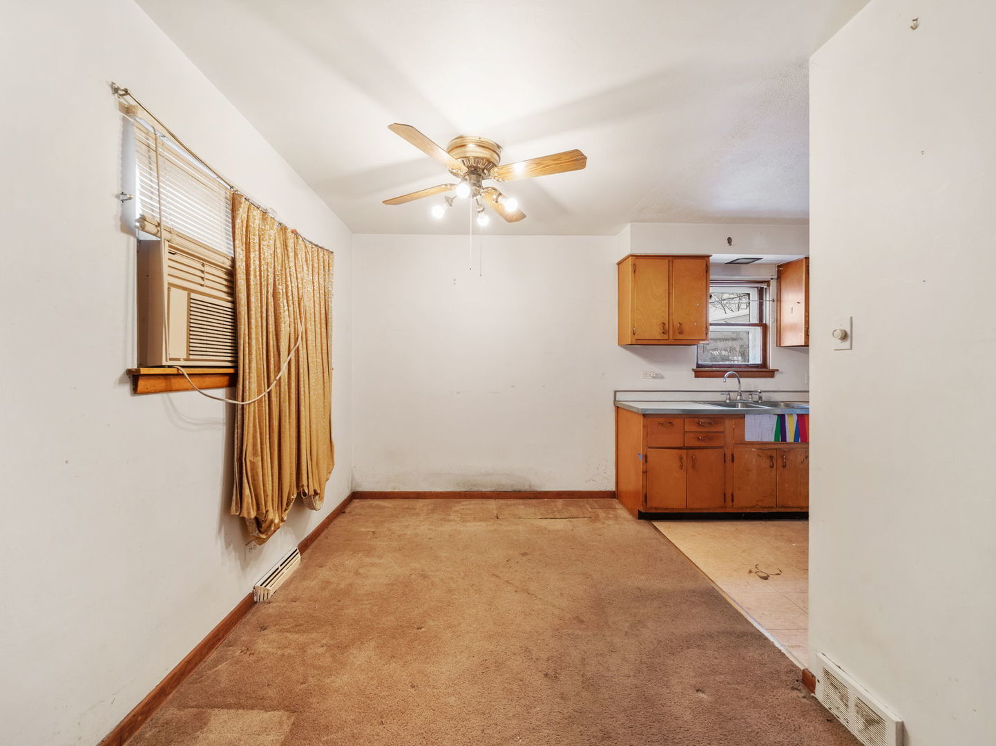 8651 44th Street, Lyons, IL 60534