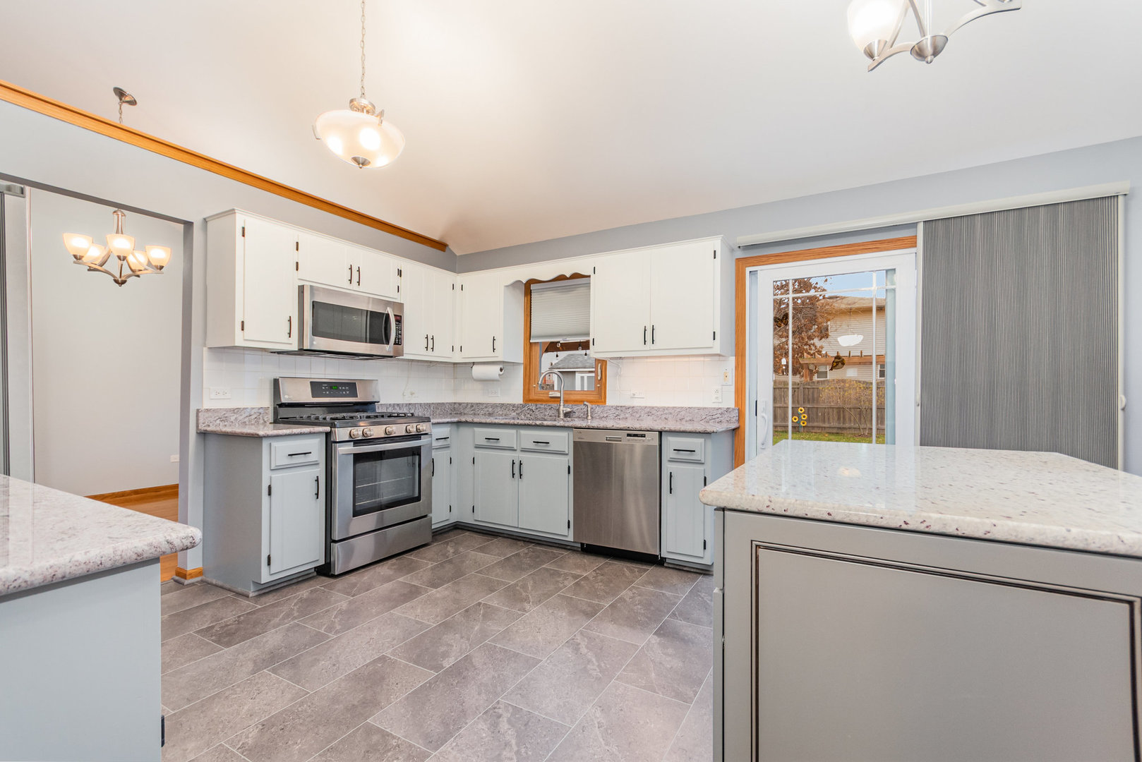 16517 SPANGLER Road, Plainfield, IL 60586