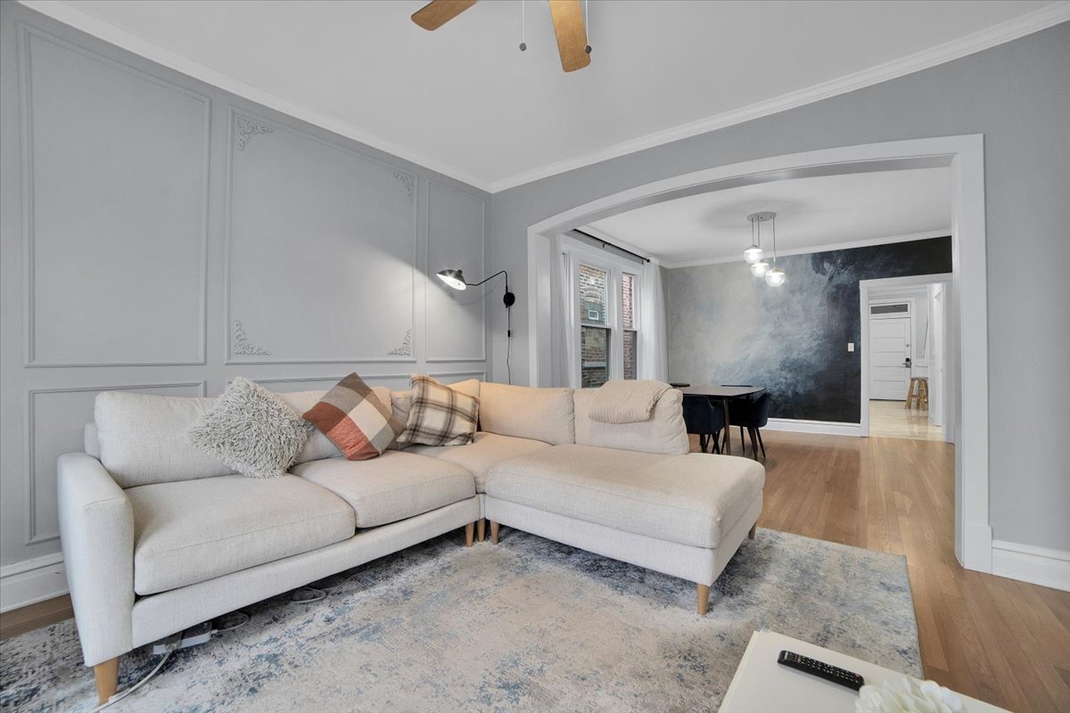 2108 Highland Avenue, Berwyn, IL 60402