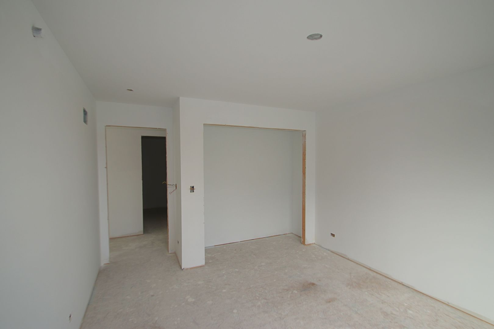 40609 N North Newport Drive, Antioch, IL 60002