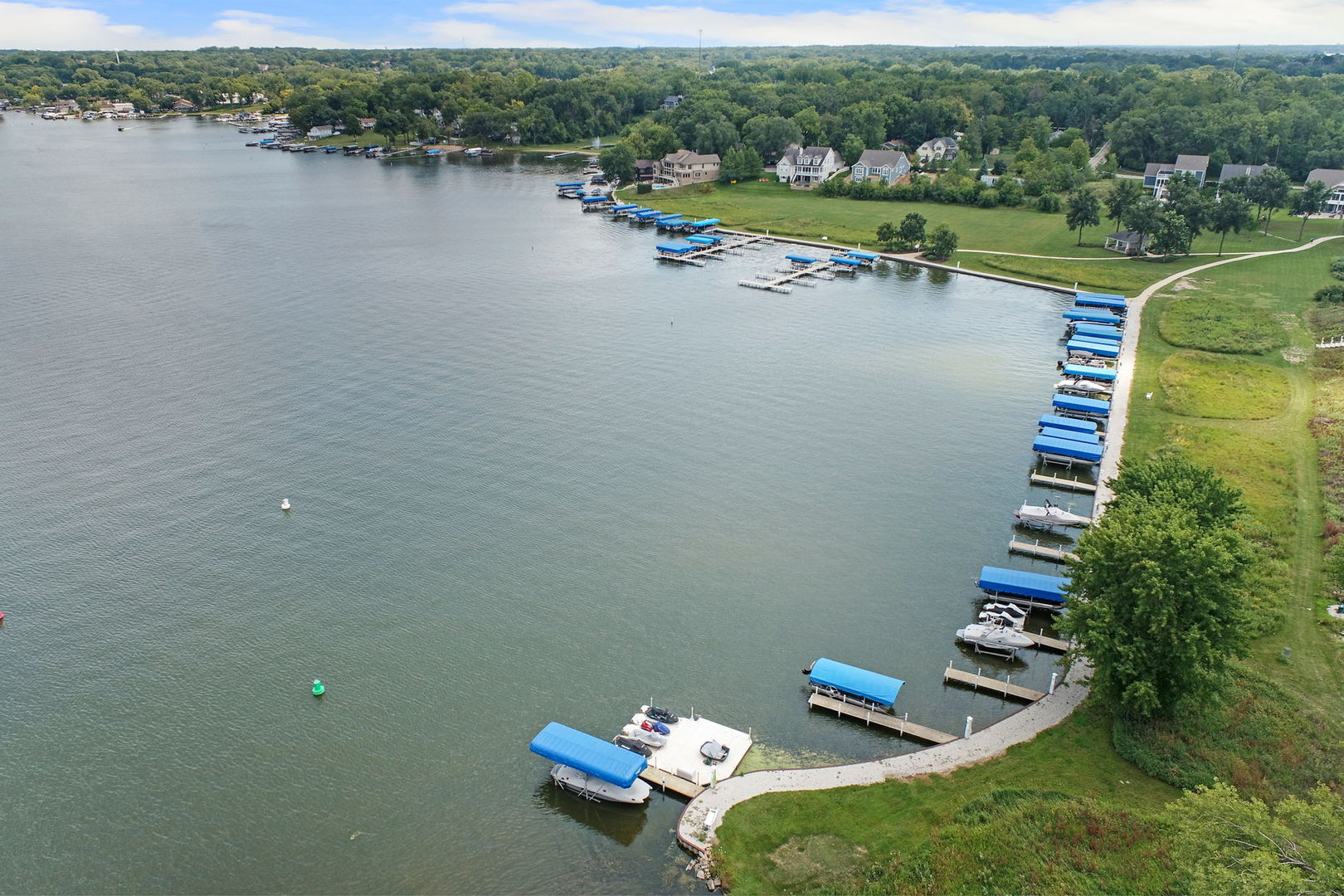 40609 N North Newport Drive, Antioch, IL 60002