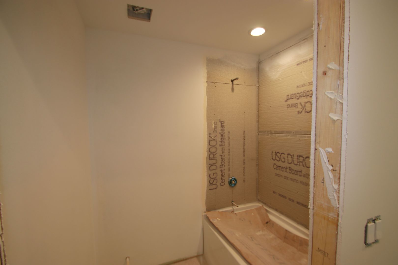 40609 N North Newport Drive, Antioch, IL 60002